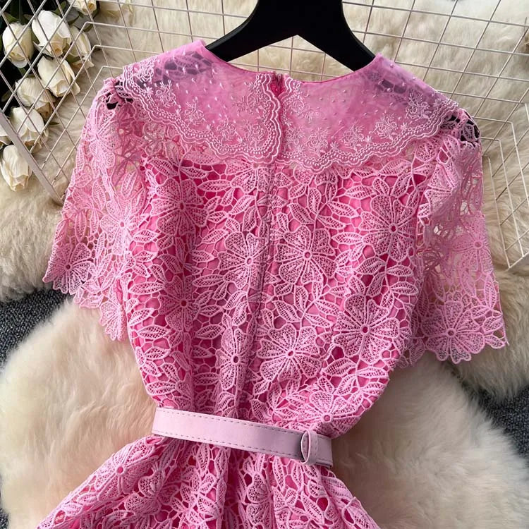 Luxury Pink Lace Midi dress with belt Women's 2025 Summer Elegant V-neck Rhinestone buttons Dresses Party clothing INKEO 4D094