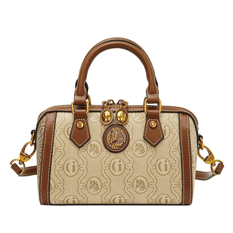 Brand Handheld Women's Bag 2025 New Designer Spring/Summer Luxury Pillow Bag Retro Single Shoulder Crossbody Bag