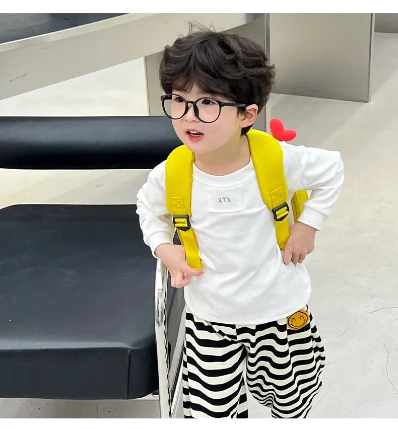 Baby anti-lost small backpack super cute chicken kindergarten schoolbag boys and girls cute cartoon eggshell backpack