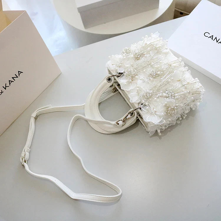 Sea Fairy Tassel Flower Bag 2024 Summer New Shoulder Crossbody All Western Style White Women's Bag Princess Bag Cute Banquet Bag