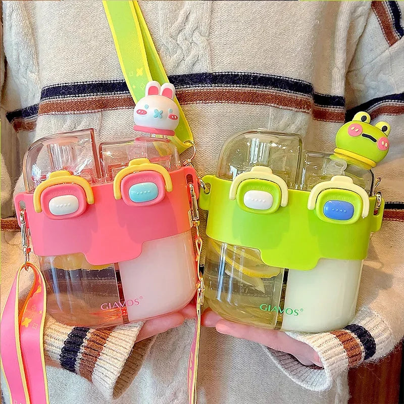 Drinking Bottle Large-Capacity Double-Bin Plastic Straw Cup Children Portable Carrying Water Bottle with High Beauty Cartoon Out