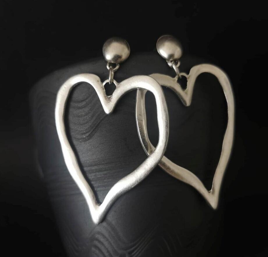 Women's Peach Heart Alloy Earrings
