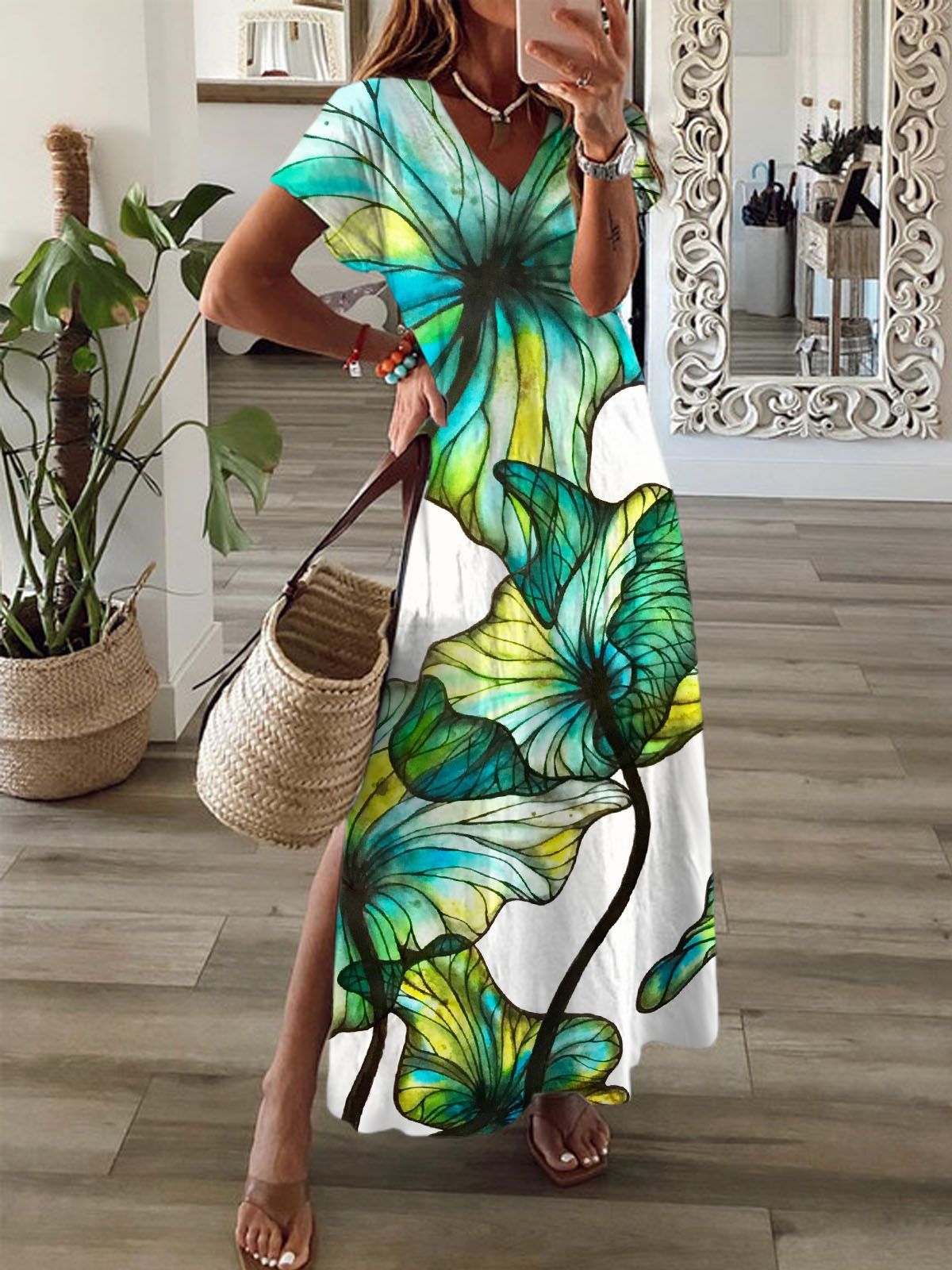 Women's V-neck Casual Fashion Dress