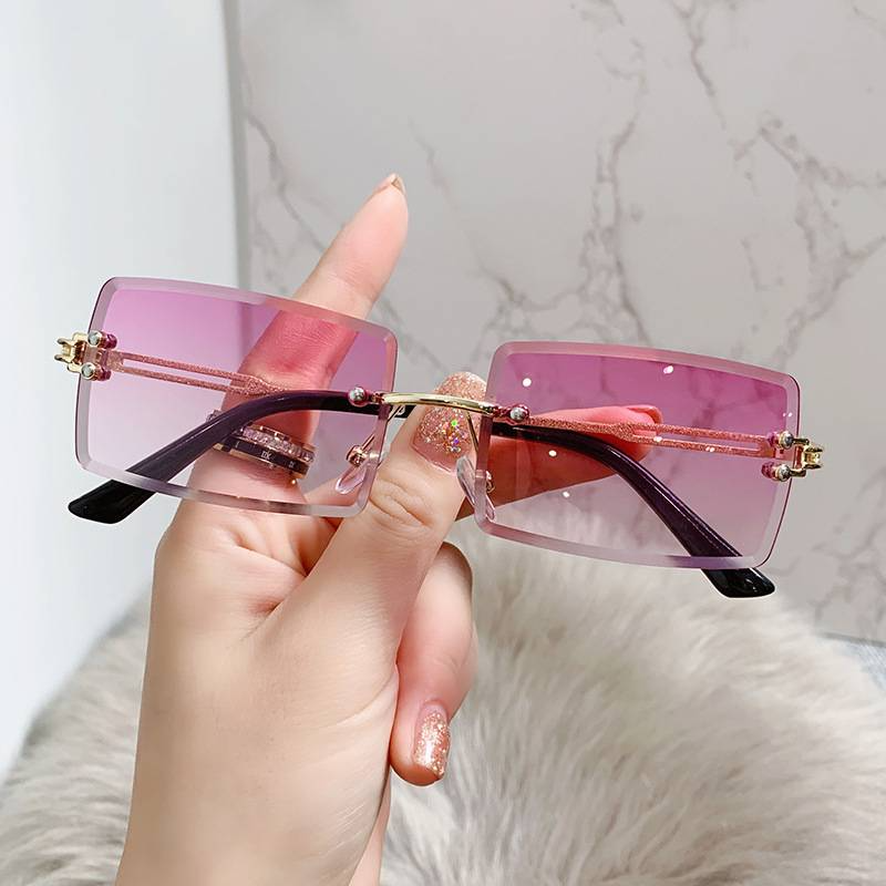 Ladies Stylish Sunglass